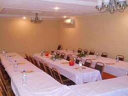 Sunset Junction Lodges & Tours