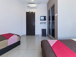Night Queen Hotel