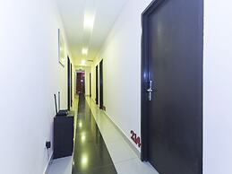 Night Queen Hotel