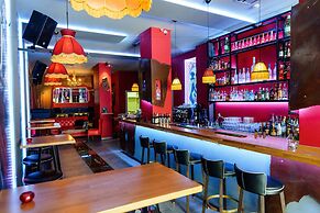Hotel Lux