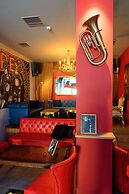 Hotel Lux