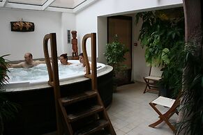 Hôtel Résidence La Cour du Bailli