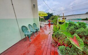 Hotel Oasis