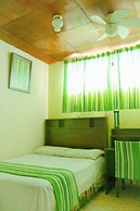 Hotel Oasis