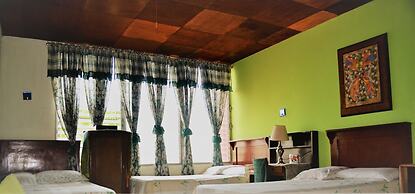Hotel Oasis