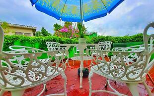 Hotel Oasis