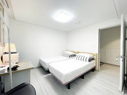 Airport Guesthouse Ko-In