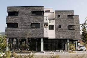 Airport Guesthouse Ko-In