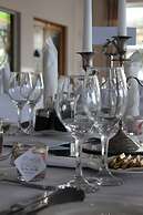 Lake House Hotel