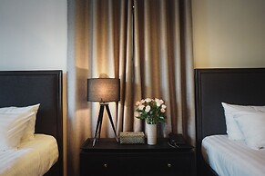 Oliving Residence