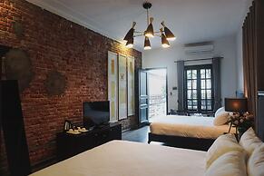 Oliving Residence