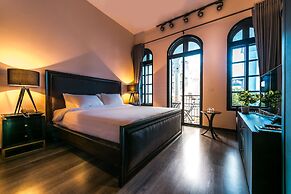 Oliving Residence