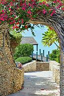 French Leave Resort, Autograph Collection
