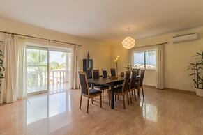 Villas2Go2 Alvor Villa