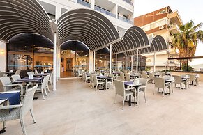 Kayamaris Hotel