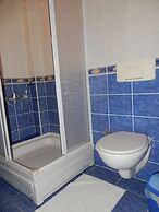 Aysev Hotel