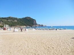 Aysev Hotel