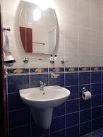 Aysev Hotel