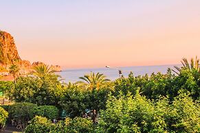 Aysev Hotel