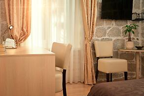 Lanterna Rooms