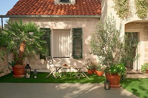 Lanterna Rooms
