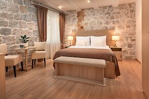 Lanterna Rooms