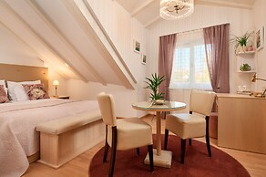 Lanterna Rooms