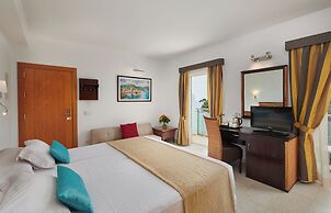 Hotel Apartamentos Cala Santanyi
