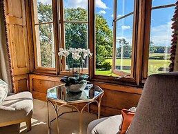 Parc Le Breos House