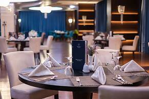 Malak Regency Hotel