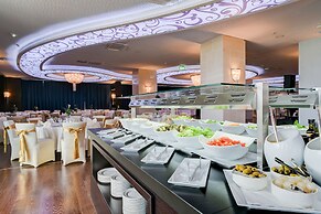 Malak Regency Hotel