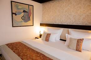 Malak Regency Hotel