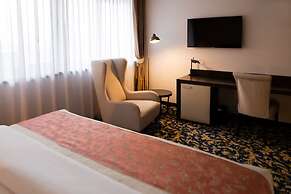 Malak Regency Hotel