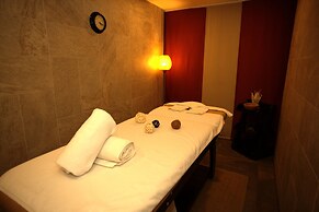 Malak Regency Hotel