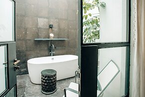 LOtel-Casa Arca