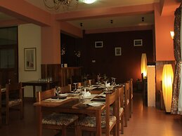 Khamsum Inn