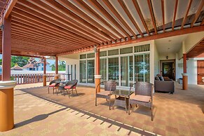 Palm Beach Resort