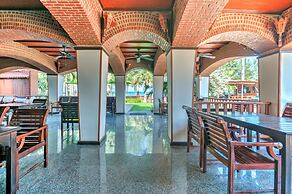 Palm Beach Resort