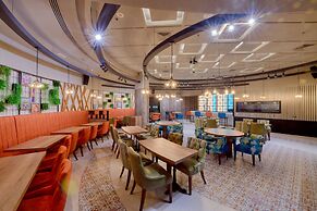 Grandeur Hotel