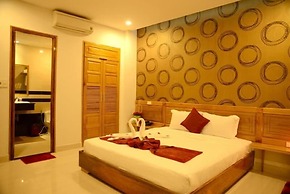 TRIIP Red Diamond
