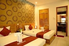 TRIIP Red Diamond