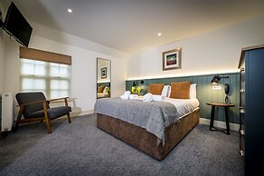 The Loch Ness Inn