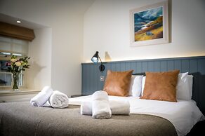 The Loch Ness Inn