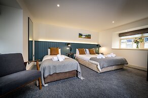 The Loch Ness Inn