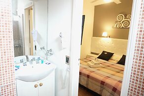 Dodo Suites