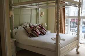 The Angel Hotel