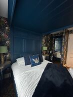 OYO The Townhouse