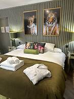OYO The Townhouse