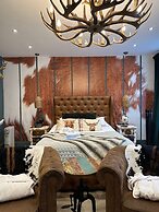 OYO The Townhouse