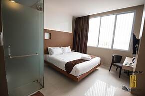 OS Hotel Airport Batam
